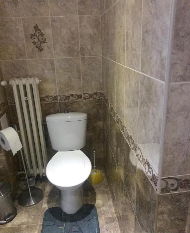 Nová LesnáHousing Hellaアパートメント エクステリア 写真