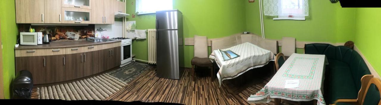 Nová LesnáHousing Hellaアパートメント エクステリア 写真